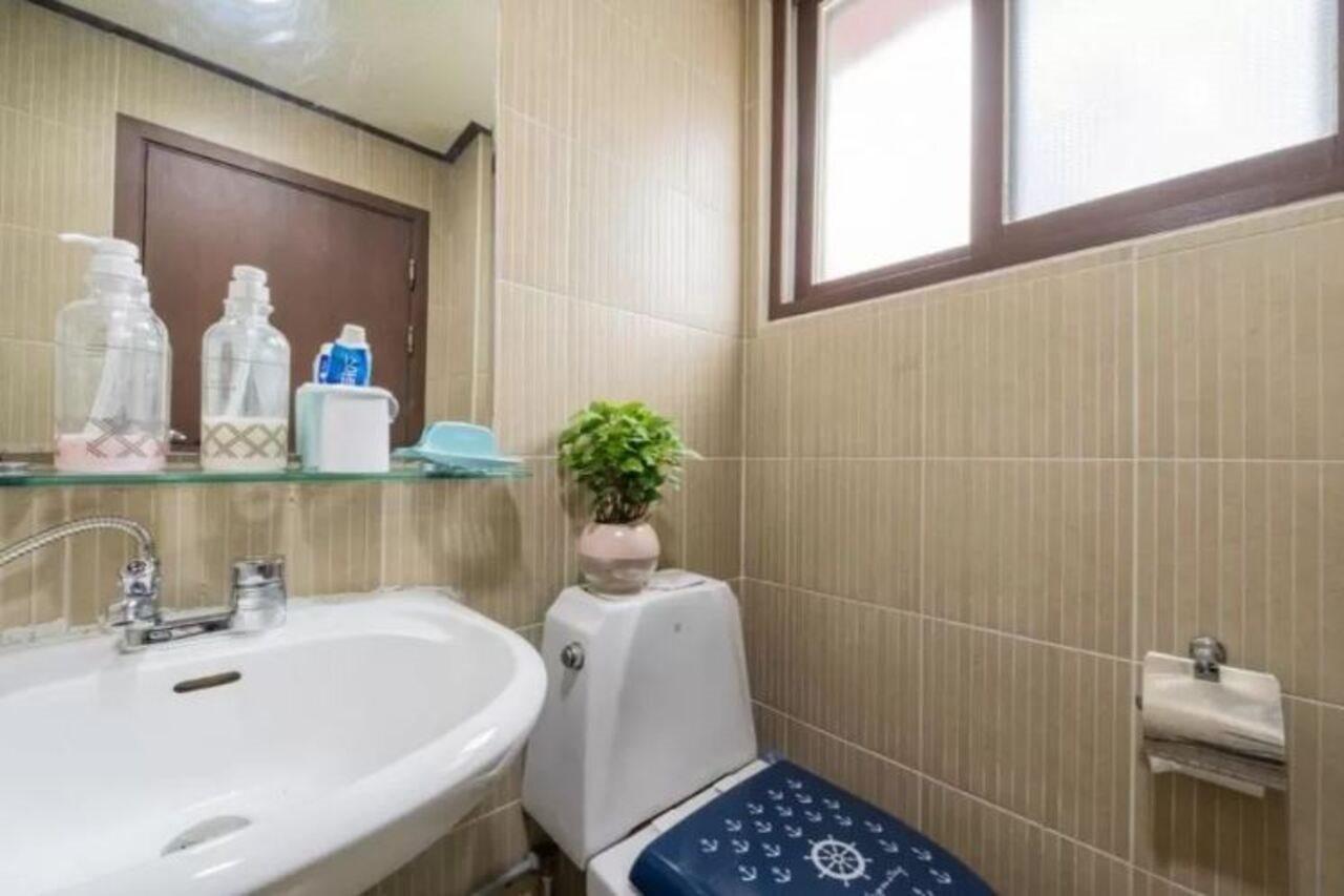 Red Panda Hotel Сеул Экстерьер фото
